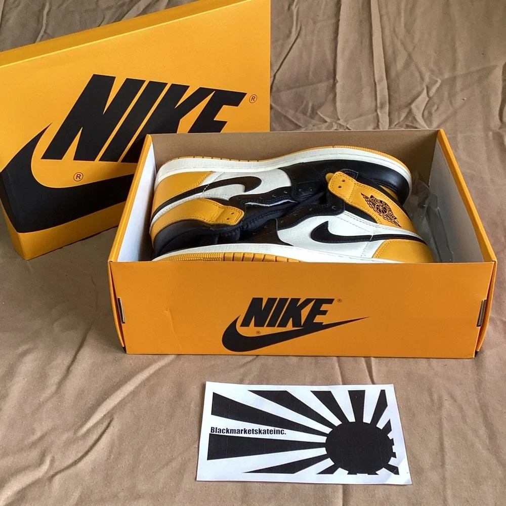 Nike Air Jordan 1 Retro High OG Yellow Toe Taxi 555088-711 Men's Size 10.5